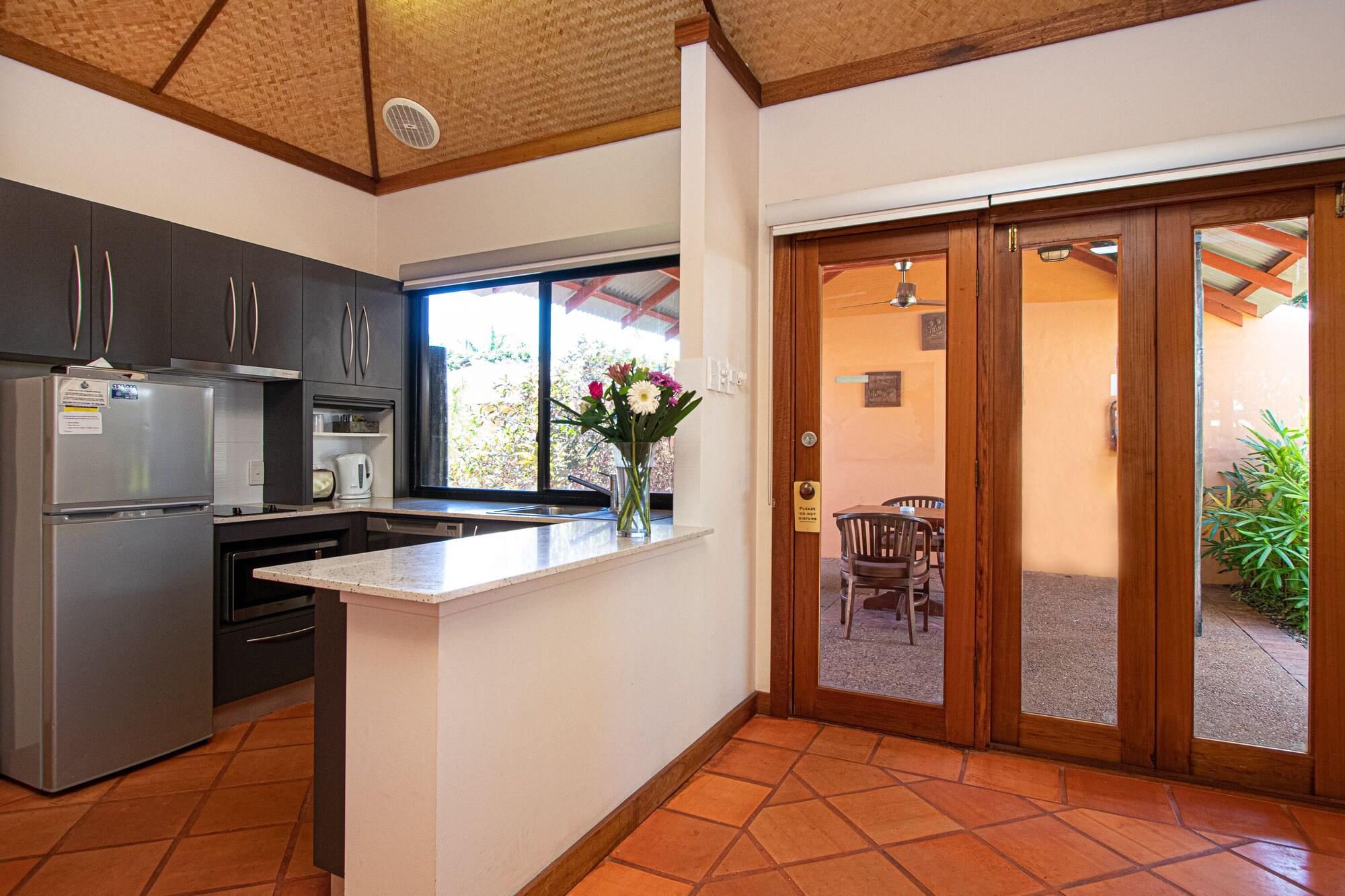 Bali Hai Resort&Spa Broome Bagian luar foto